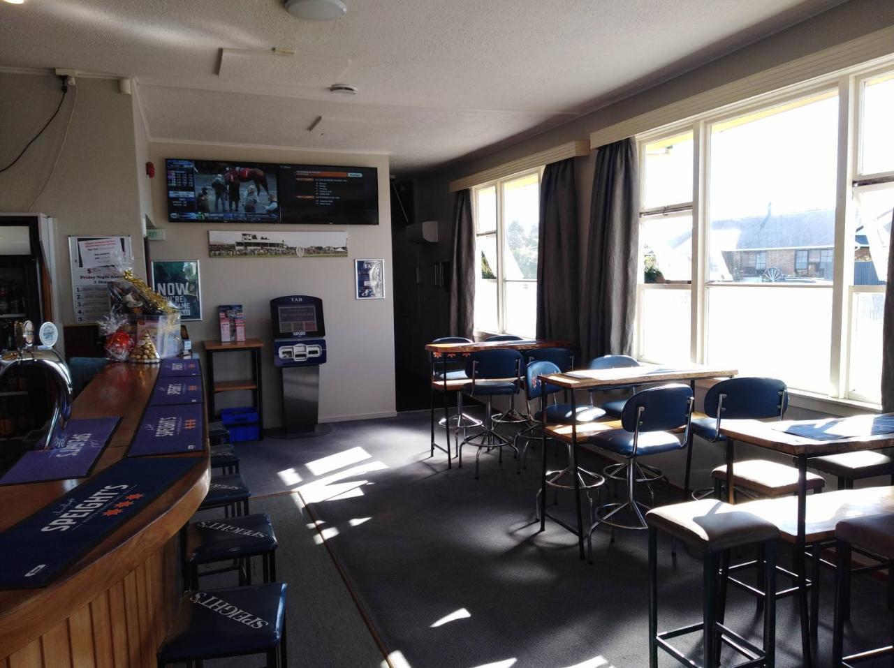 Hokitika Pioneer Hotel מראה חיצוני תמונה
